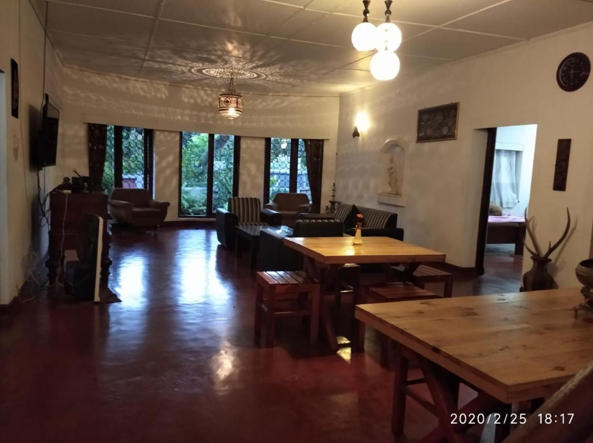 Don'S Lounge & Villa แคนดี้ ภายนอก รูปภาพ